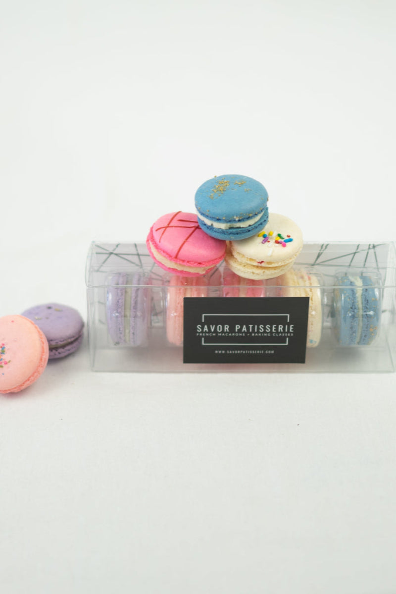 pastelfrenchmacaronsinbox