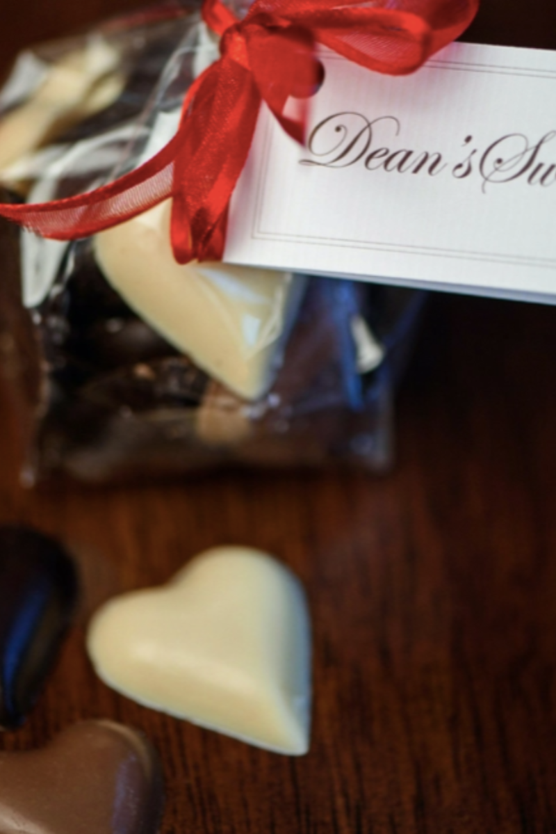 solid-chocolate-hearts-bagged-with-ribbon