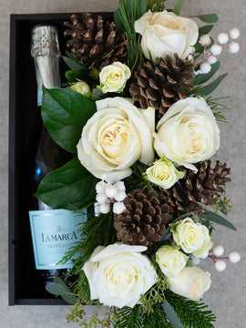Winter Celebration Bubbles and Centerpiece